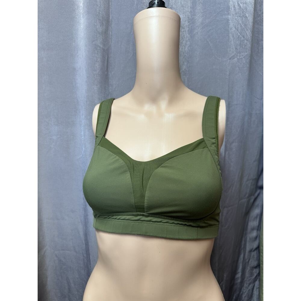 Lululemon Ta Ta Tamer III Brave Olive/Barracks Green SZ 32C